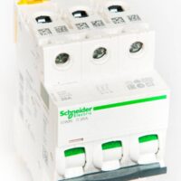 Автомат Schneider Electric 25А 3П С iC60N 6кА A9F79325